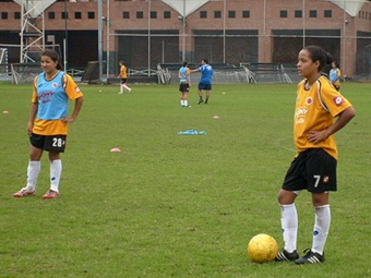 La sub-20 femenina de fútbol de Colombia intensifica preparación para el Mundial de Alemania