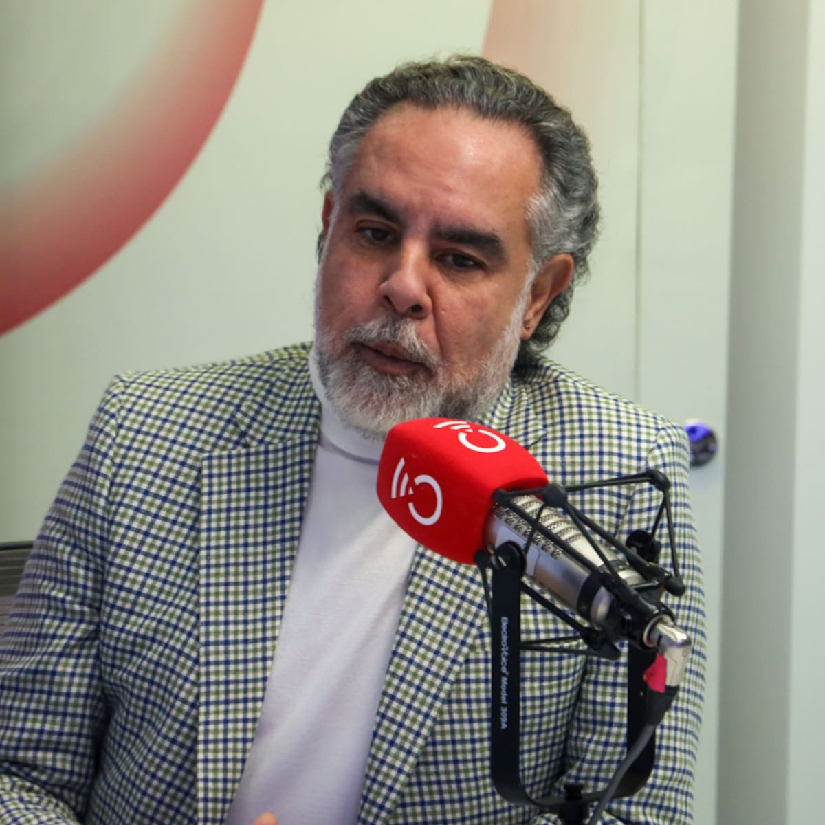 Gobierno desmiente que esté en campaña y niega uso de recursos públicos para constreñir votos