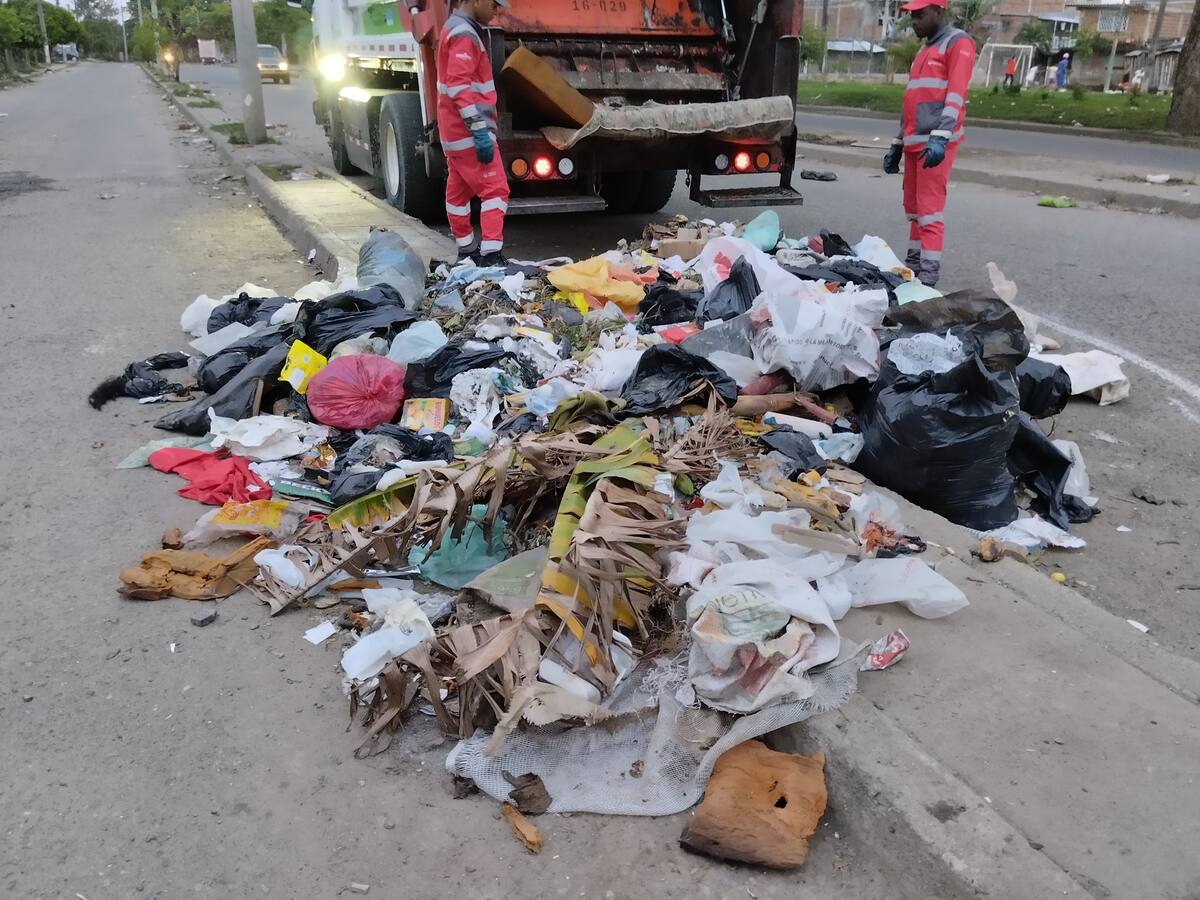 Avenida Ciudad de Cali uno de los sitios más sucios de la capital del Valle del Cauca