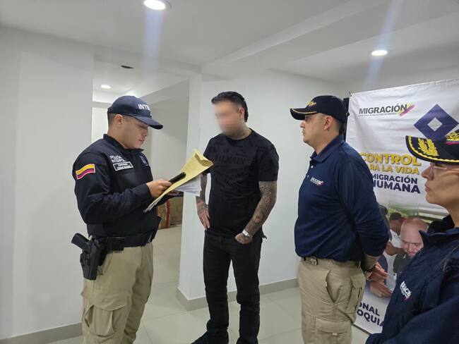 Mexicano con circular roja de Interpol detenido en Sopetrán. Foto: Migración Colombia.