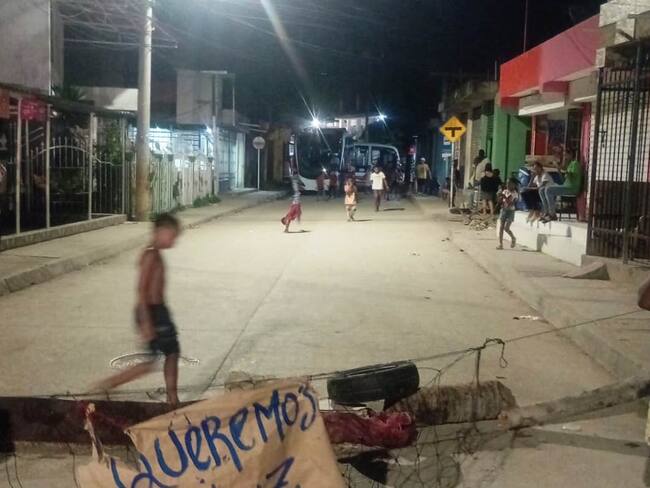 Protesta por falta de energía en el barrio El Pozón afectó operación de Transcaribe