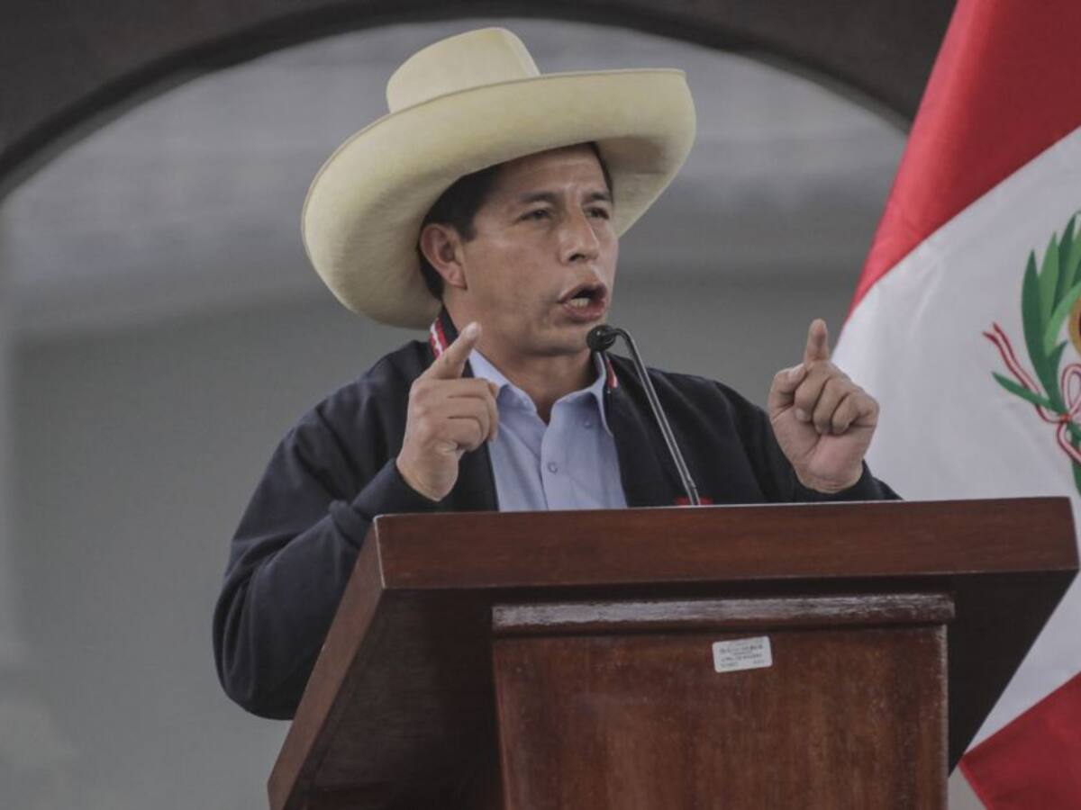 Autoridad electoral peruana ya redacta proclamación presidencial