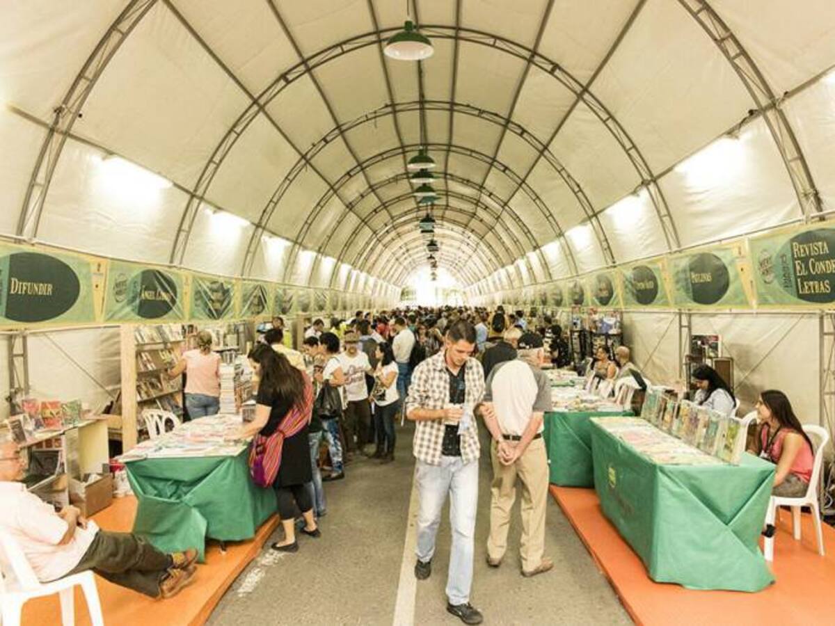 Con 7 charlas y 19 invitados, llega la Feria Popular Días del Libro
