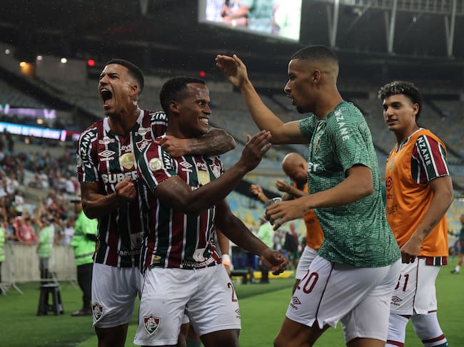 Jhon Arias celebra el gol del triunfo del Fluminense ante el Cruzeiro. (Photo by Wagner Meier/Getty Images)