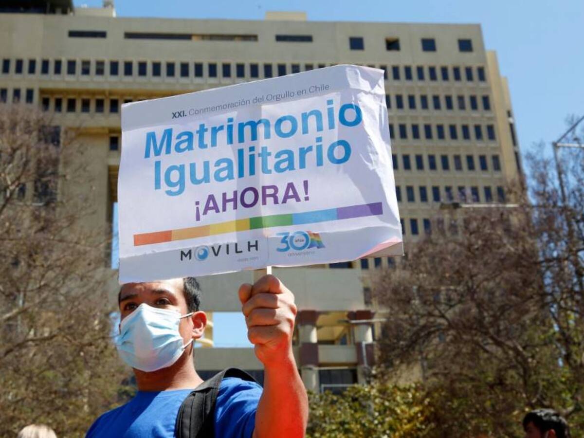 Chile aprueba el matrimonio igualitario