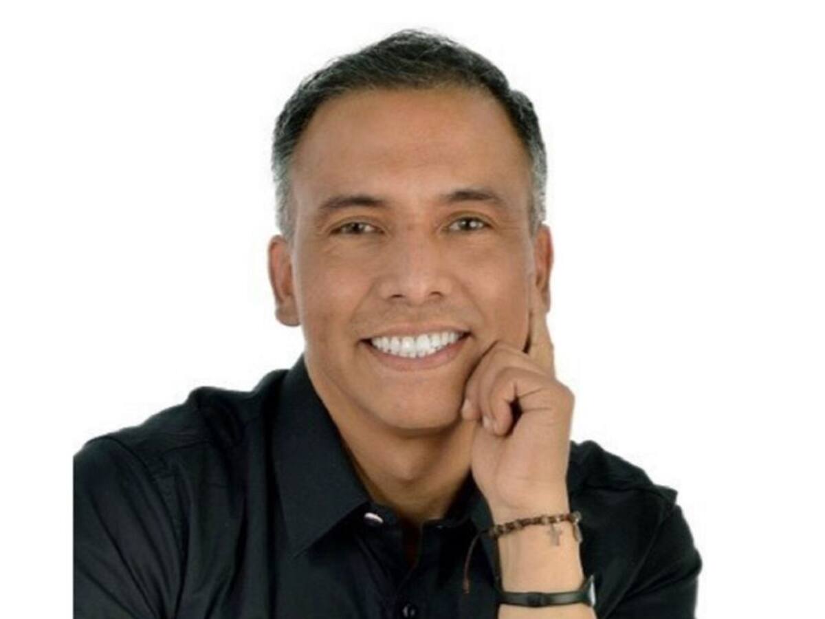 Fabián Ruiz presenta su 2do libro: Experiencias que marcan tu diferencia