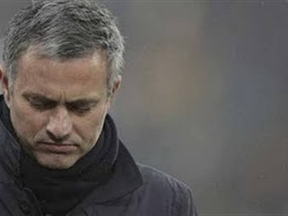José Mourinho suspendido 5 partidos y multado con 50 mil euros por la UEFA