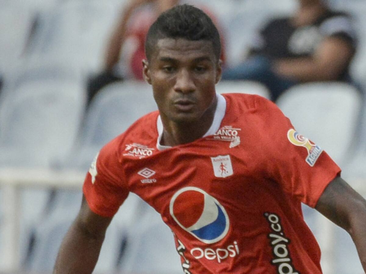 "Es lamentable que se vaya Guimaraes de América": Héctor Quiñones