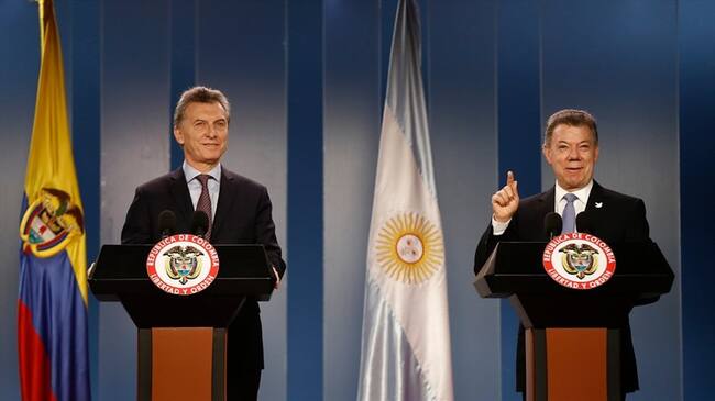 Mauricio Macri y Juan Manuel Santos. Foto: Colprensa