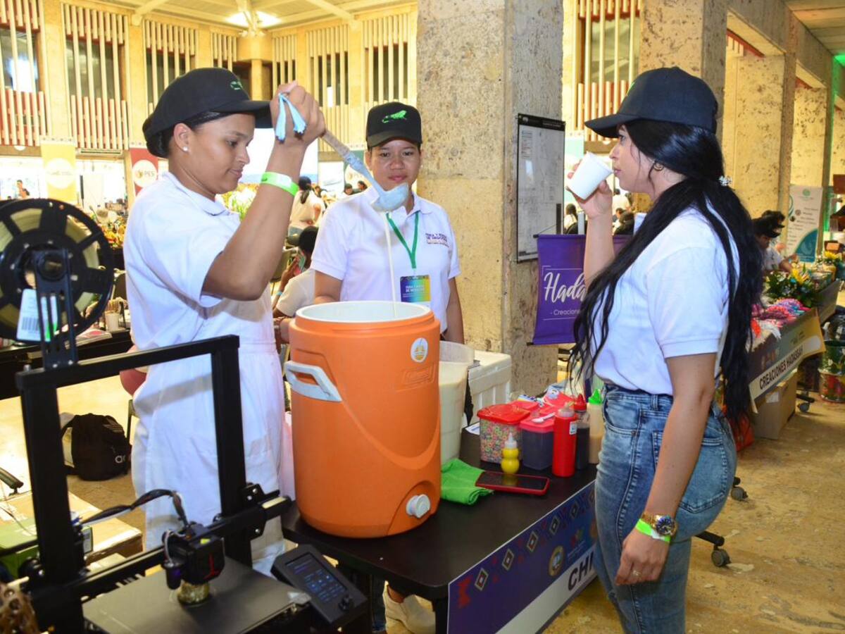 En Cartagena 150 emprendedores participaron de I Feria y Rueda de Negocios