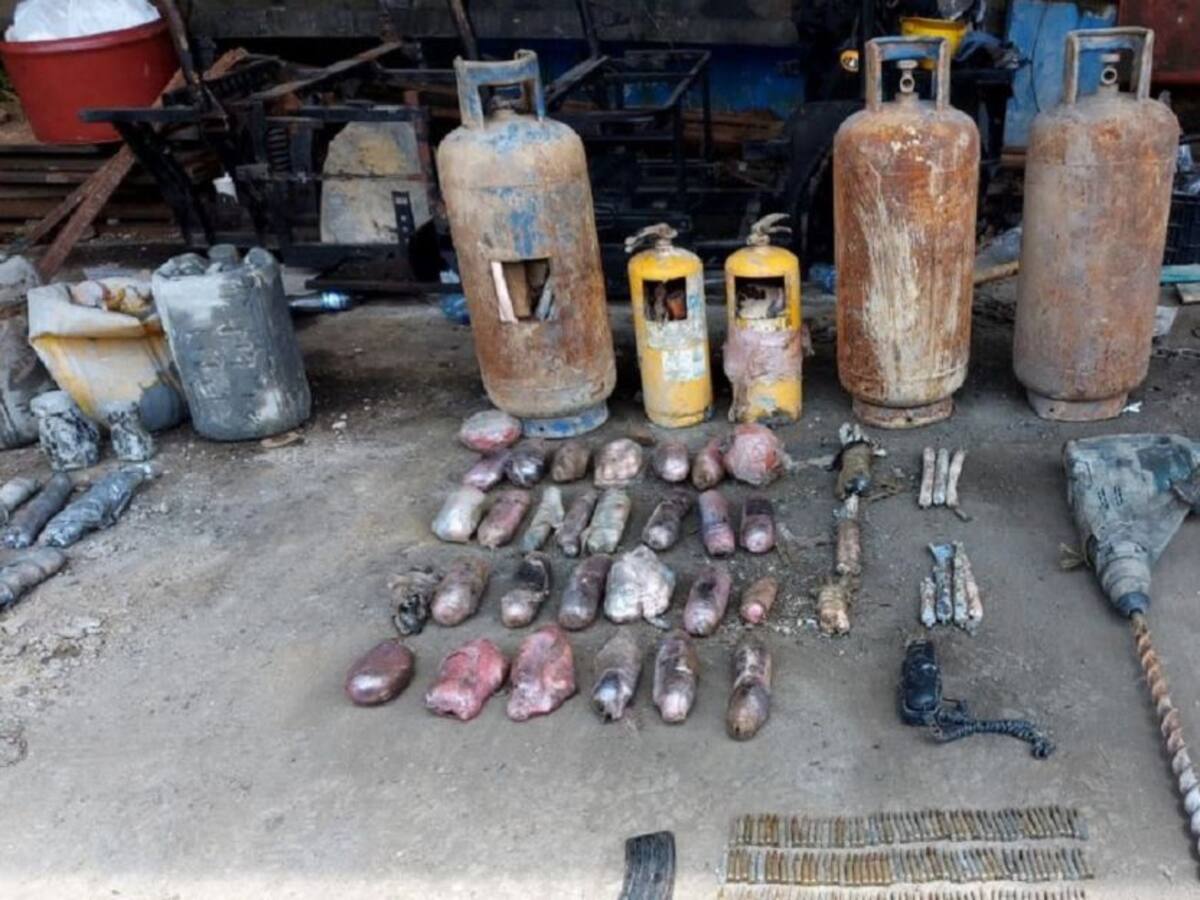 Policía incautó 57 artefactos explosivos en el Occidente de Antioquia