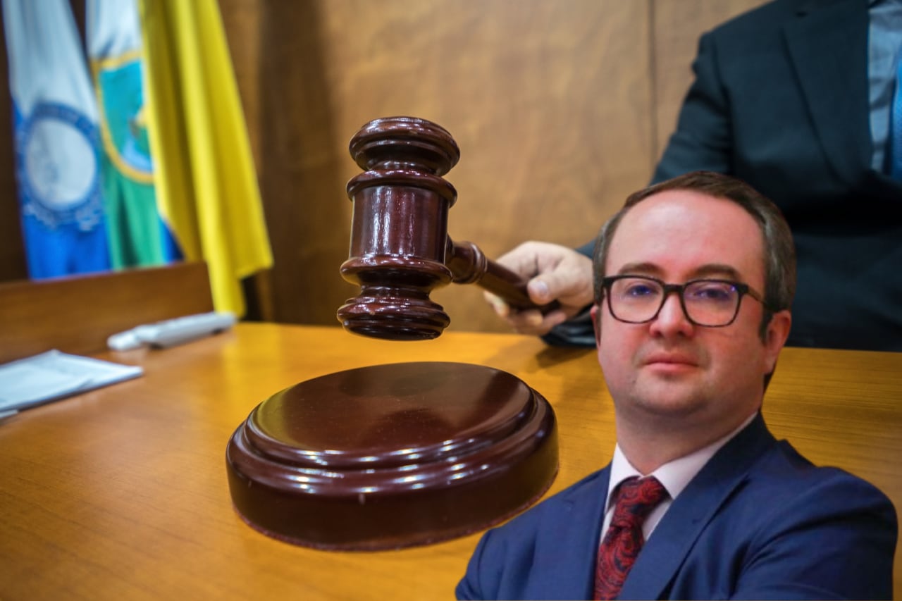 Imagen de referencia. Ciro Ramirez: Getty Images / Juez: Getty Images.