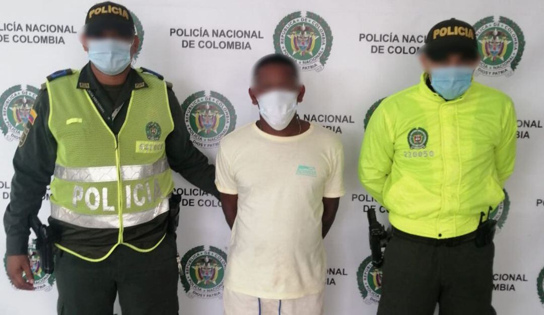 Este caso de maltrato infantil se hizo viral en la ciudad a través de un vídeo donde este hombre agredía agresivamente a su hijo