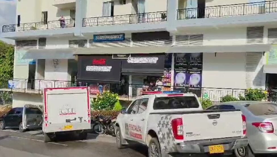 Fue presentado ante la Fiscalía uno de los responsables de la muerte de comerciante en Monterredondo. Foto: Alcaldía de Bucaramanga.