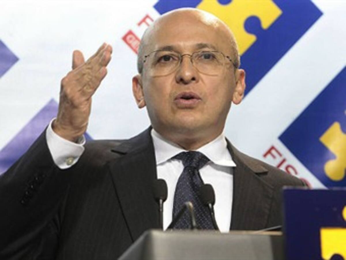 Denuncian al fiscal general por presunta participación en política