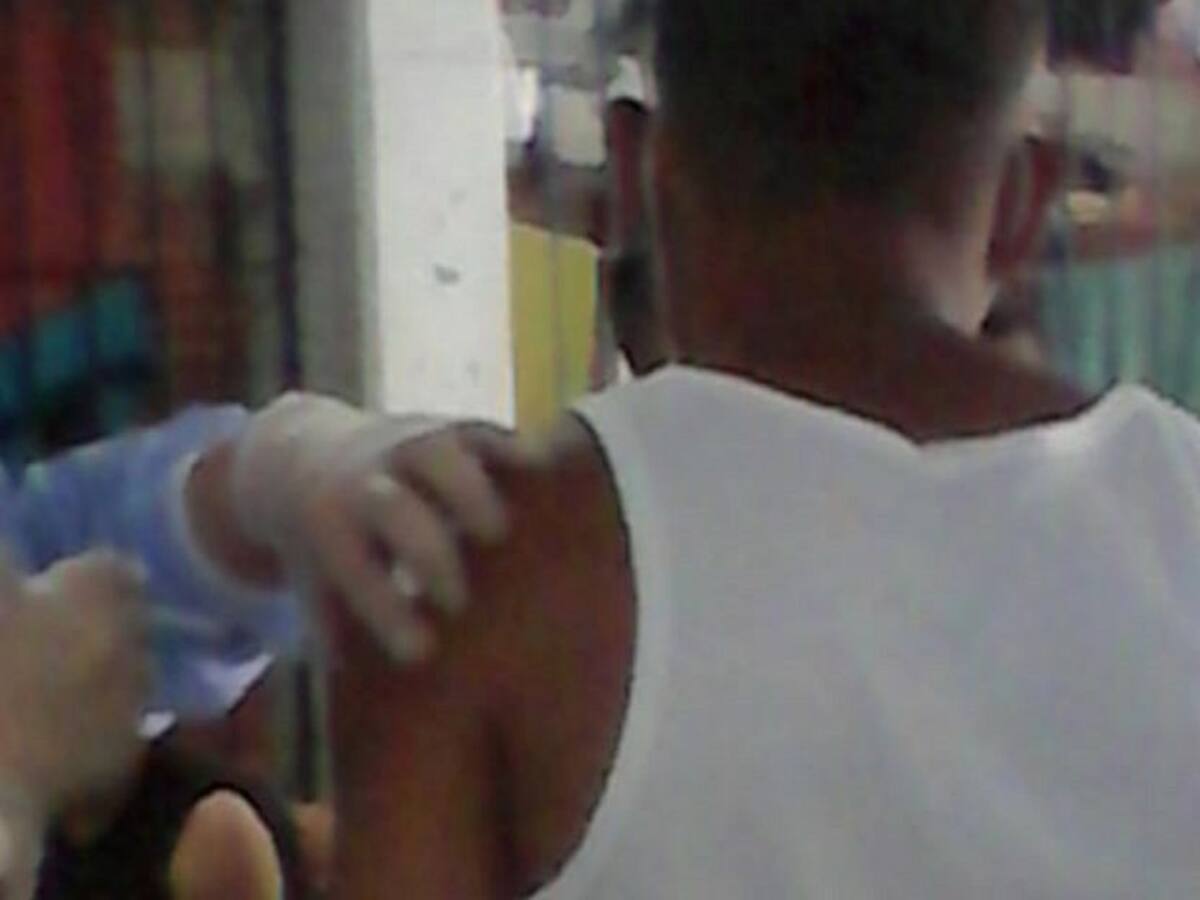 Avanza la vacunación contra COVID-19 en las cárceles de Armenia