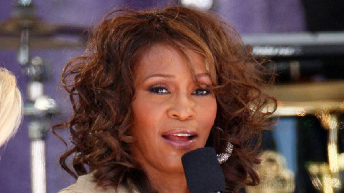 Antigua biblia de Whitney Houston, está a la venta por 95.000 dólares