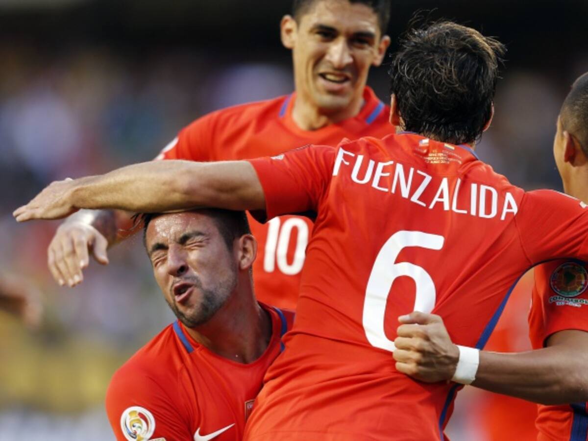 Fifa entrega 2 puntos a Chile y 3 a Perú en la Eliminatoria por mala inscripción