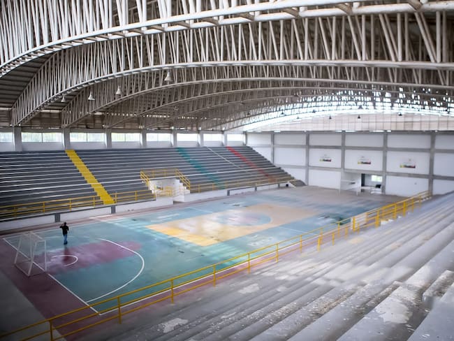 Santa Rosa Sur recibirá apoyo para mejoras en escenarios deportivos