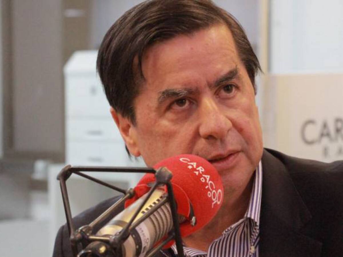 "Hay una discusión válida sobre la posibilidad de hacer consulta con Gustavo Petro" Juan F. Cristo