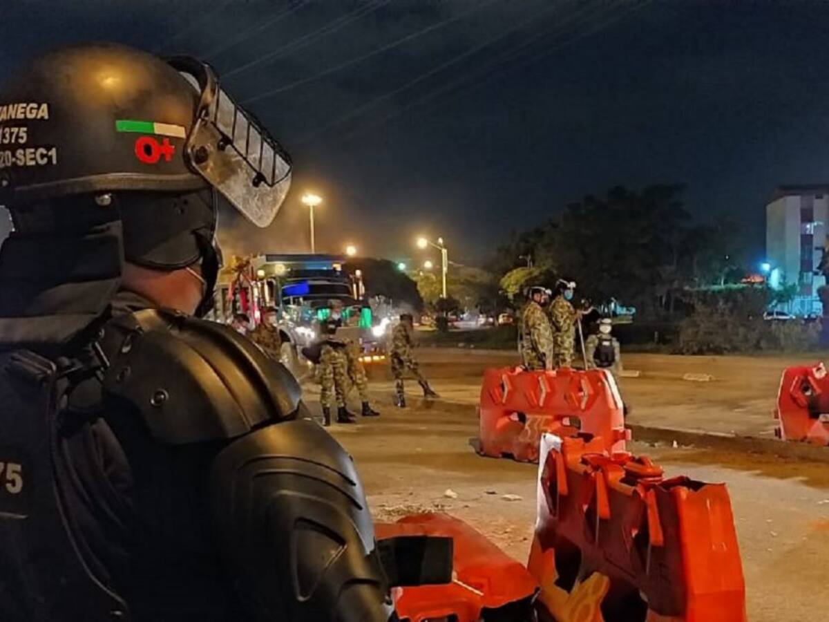 Cali: Policía desbloqueó el Puente de Los Mil Días