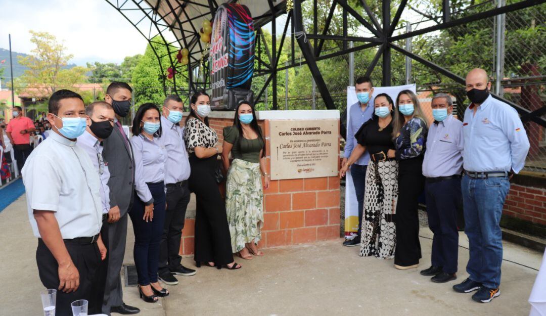 Inauguración coliseo Carlos Alvarado