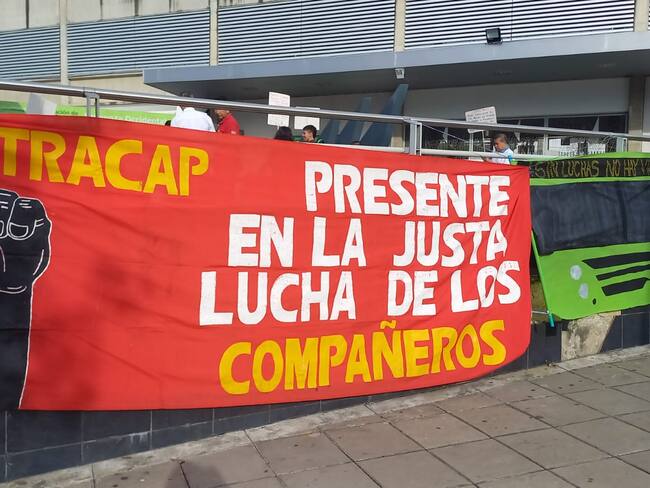 Mitin de Sindicato de Trabajadores de Metrolínea