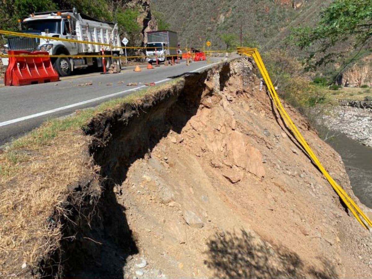 Invías: en dos semanas volvería el paso de carga pesada por la vía San Gil-Bucaramanga