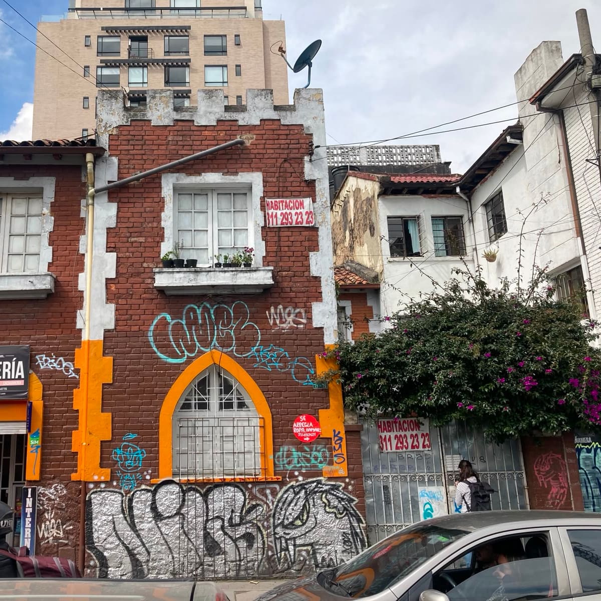 Multas por afectar el patrimonio cultural en Bogotá suman más de $5.100 millones de pesos