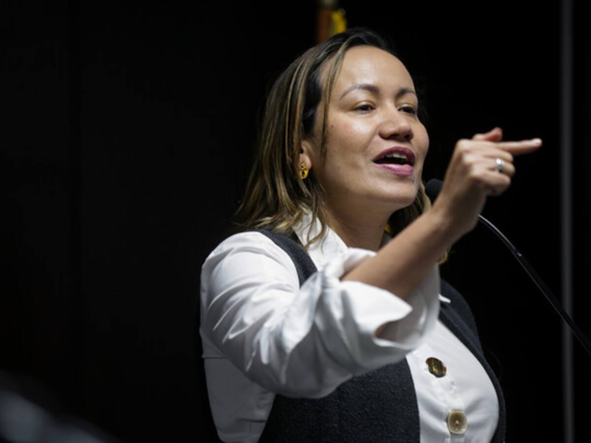 MinSalud habría privilegiado a dos organizaciones para construir la reforma a la salud