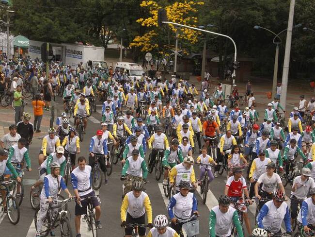 Medellín acoge el reto del alcalde Enrique Peñalosa y reunirá miles de bicicletas