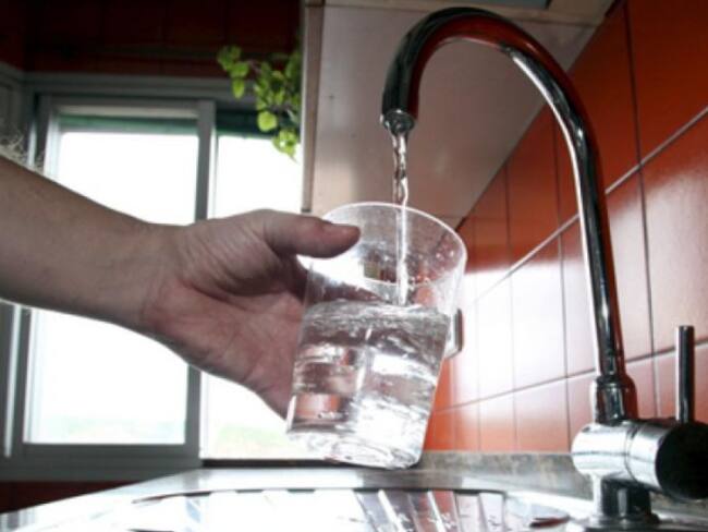 Los contratos que “contaminaron” los proyectos de agua potable