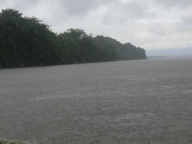 [Video]: El río Magdalena está a punto de desbordarse en el sur de Bolívar