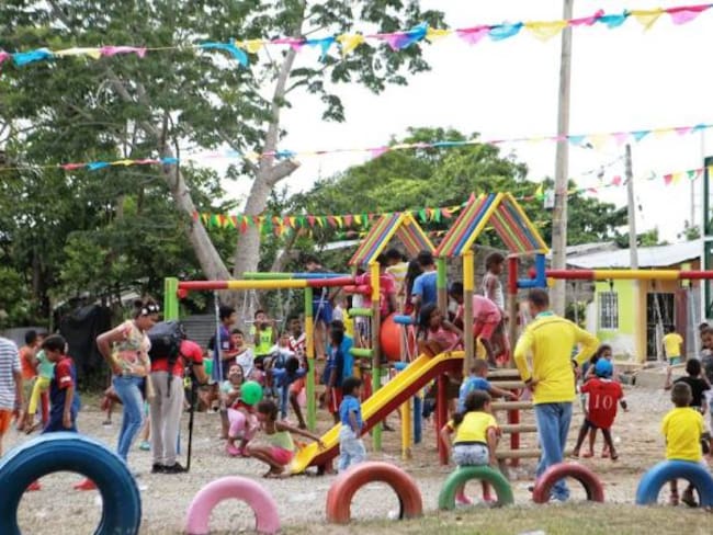 Gobernación de Bolívar hizo entrega de dos parques infantiles en Magangué