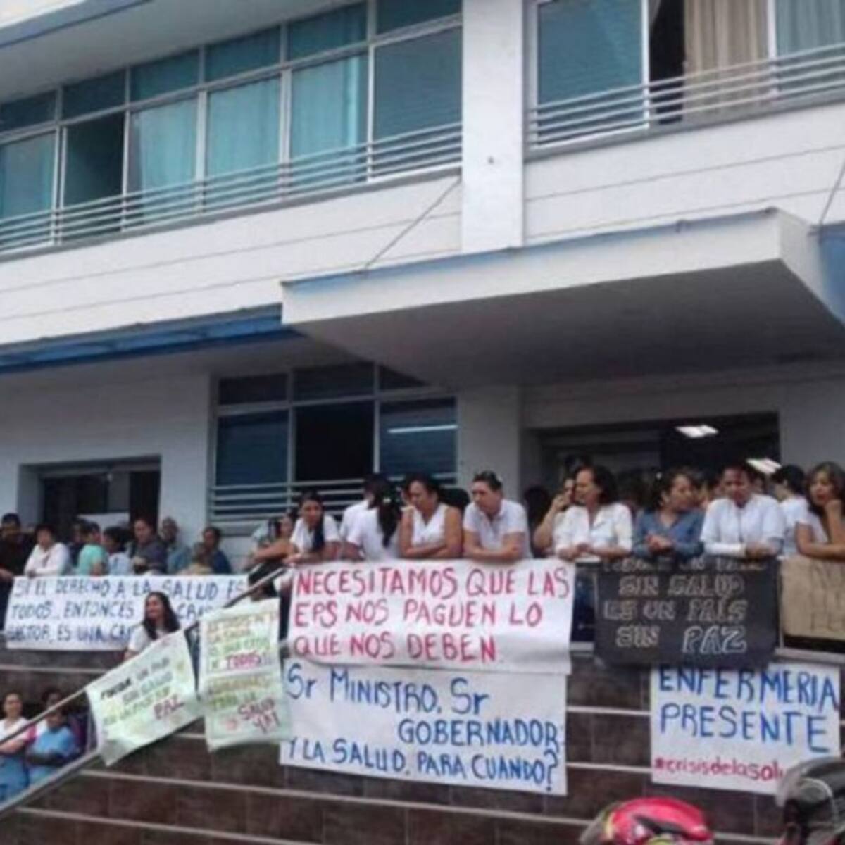 Dos meses de salario deben a contratistas de hospital La Misericordia