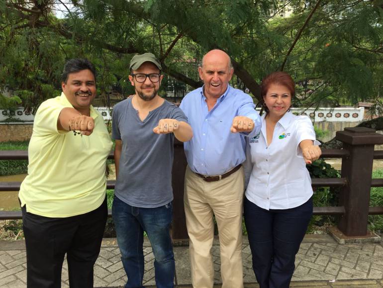 Hector Hugo Montoya - Personero, César López - Artista, Maurice Armitage - Alcalde, Laura Lugo - Secretaria de gobierno municipal