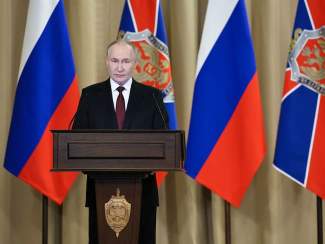FOTODELDÍA MOSCÚ (Federación de Rusia), 27/02/2025. - El presidente ruso Vladimir Putin pronuncia un discurso durante una reunión de la Junta del Servicio Federal de Seguridad (FSB), en Moscú, Rusia, este jueves.-EFE/ Alexander Kazakov / Sputnik / Kremlin POOL ***SOLO USO EDITORIAL/SOLO DISPONIBLE PARA ILUSTRAR LA NOTICIA QUE ACOMPAÑA (CRÉDITO OBLIGATORIO)***