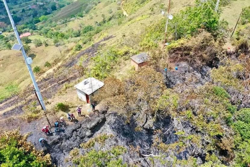 Afectaciones en el cerro Patiburrú de Maceo, Antioquia, tras el incendio forestal. Foto: Alcaldía de Maceo.