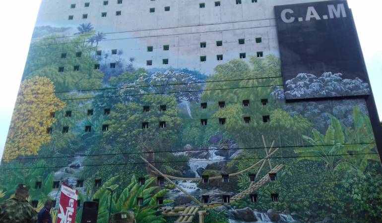 Hermoso mural del maestro Henry Villada en el CAM en Armenia