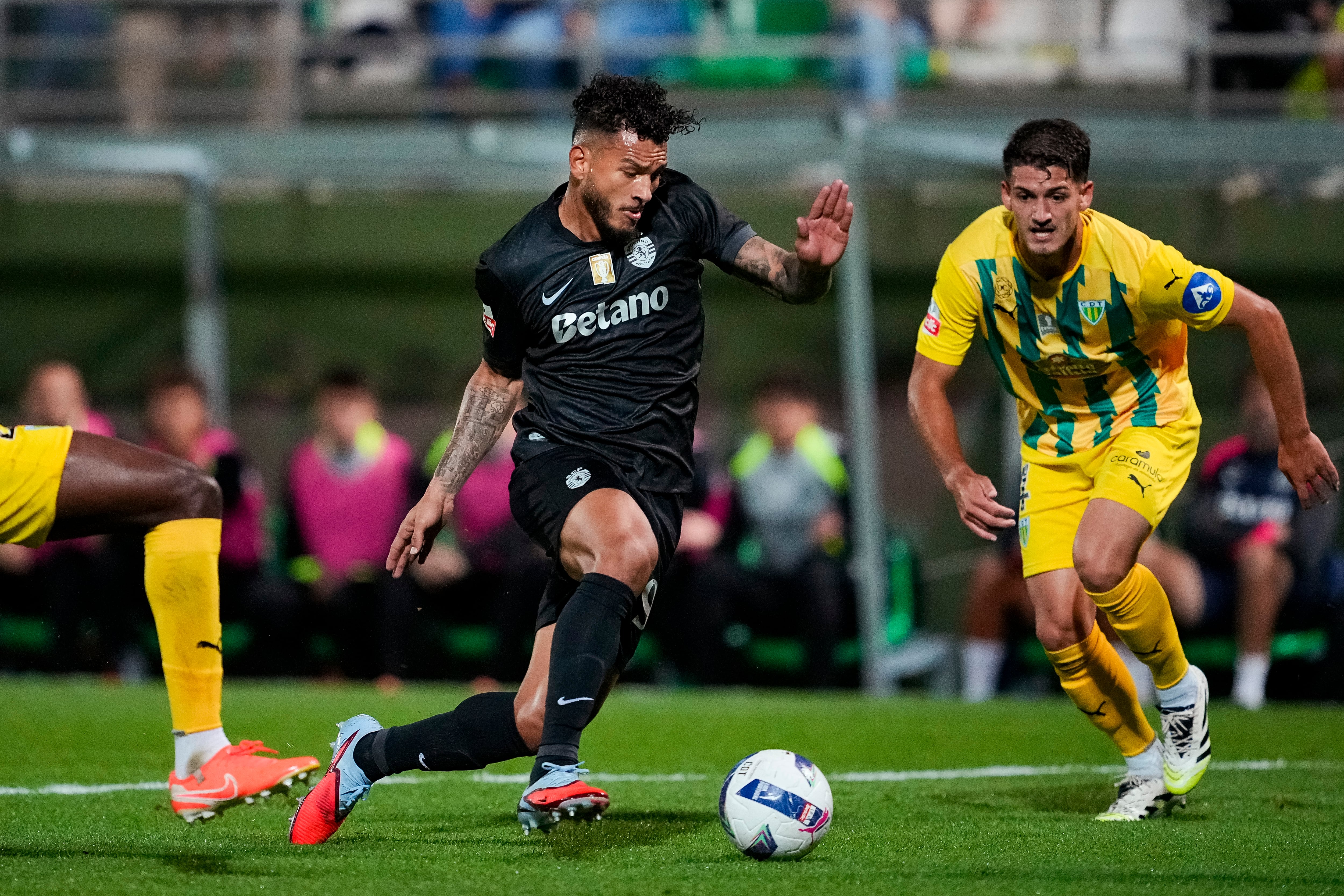 Luis Suárez jugador de Sporting CP en el partido ante Toleda por la fecha nueve de la Liga de Portugal 2025-26 / Getty Images