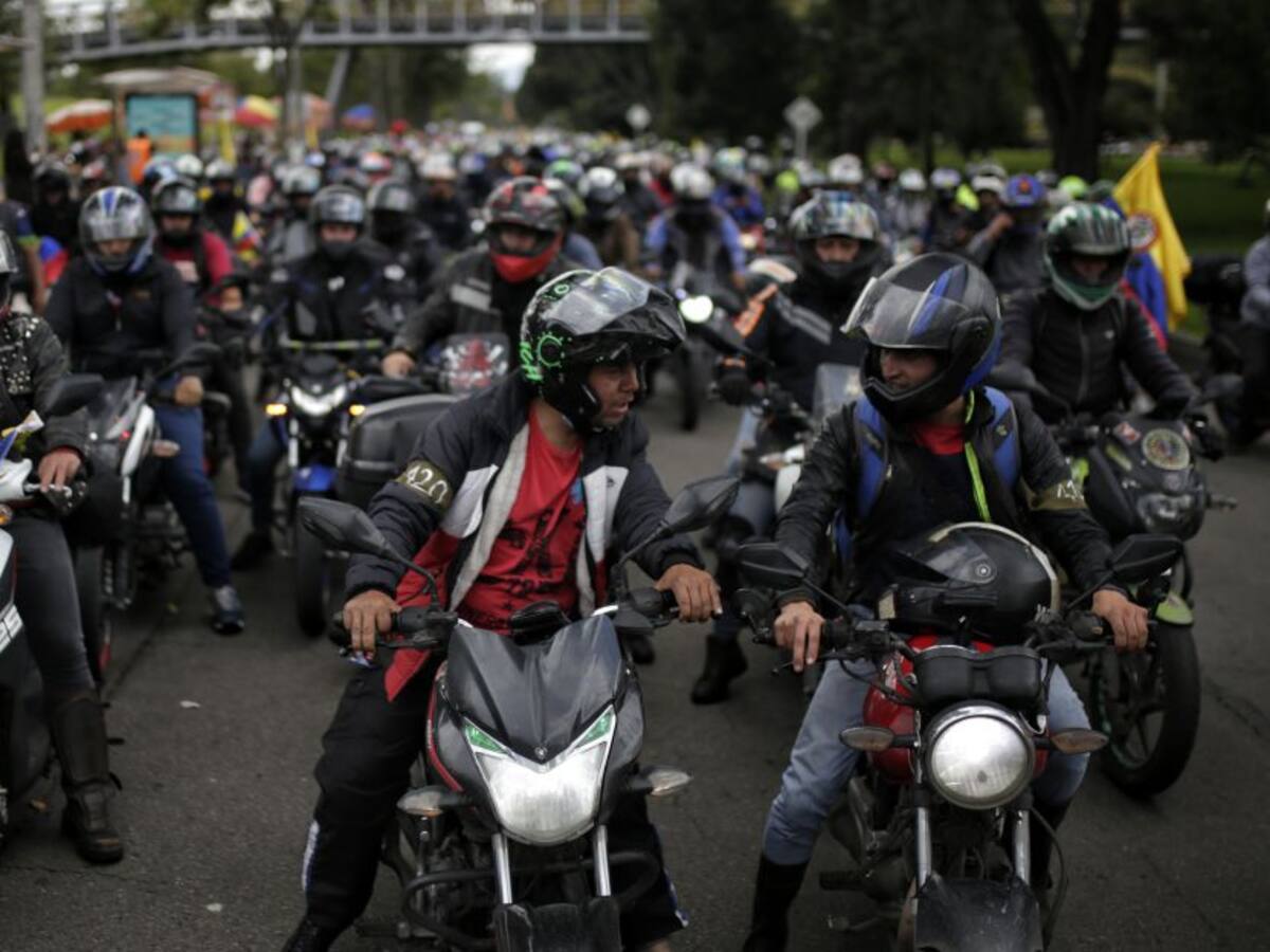 Alcaldía evaluará excepciones para decreto de restricción a motociclistas