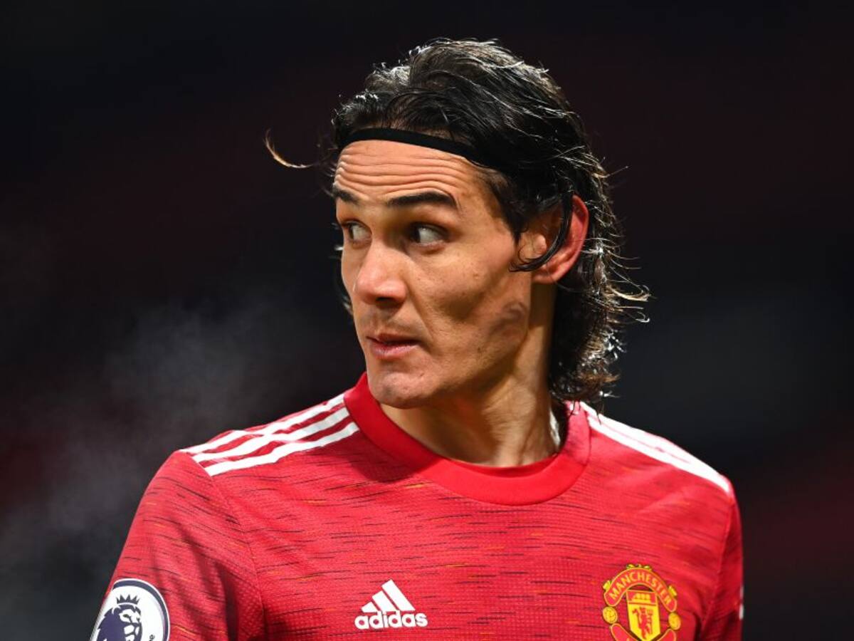 Sancionan a Cavani por decirle "gracias negrito" a un seguidor