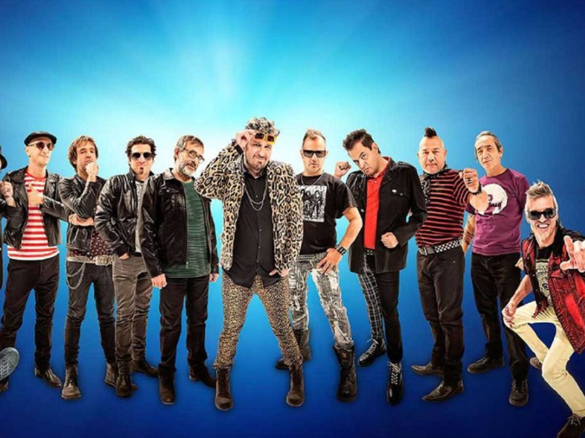 Los auténticos decadentes celebran su aniversario con show en Youtube