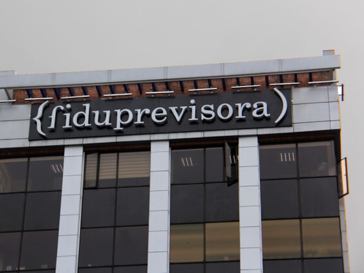 El laberinto de los dineros de la salud XIII: la oficina creada para robar