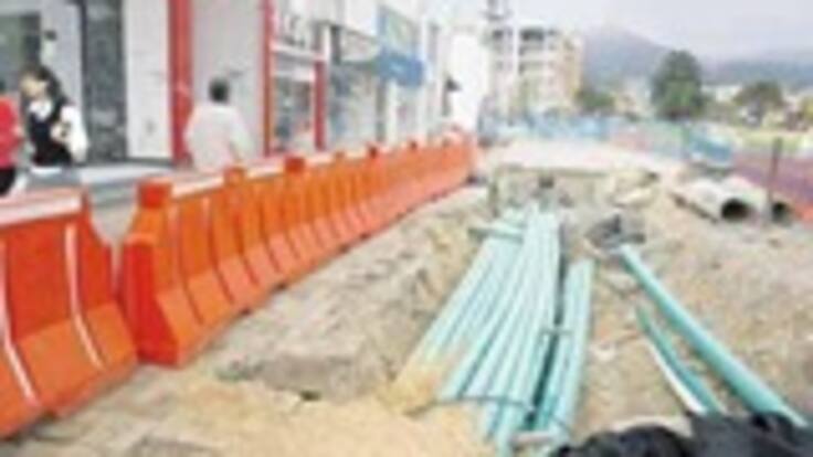 Más de 42 mil millones de pesos ha pagado Bogotá por el sobrecosto de sólo tres obras