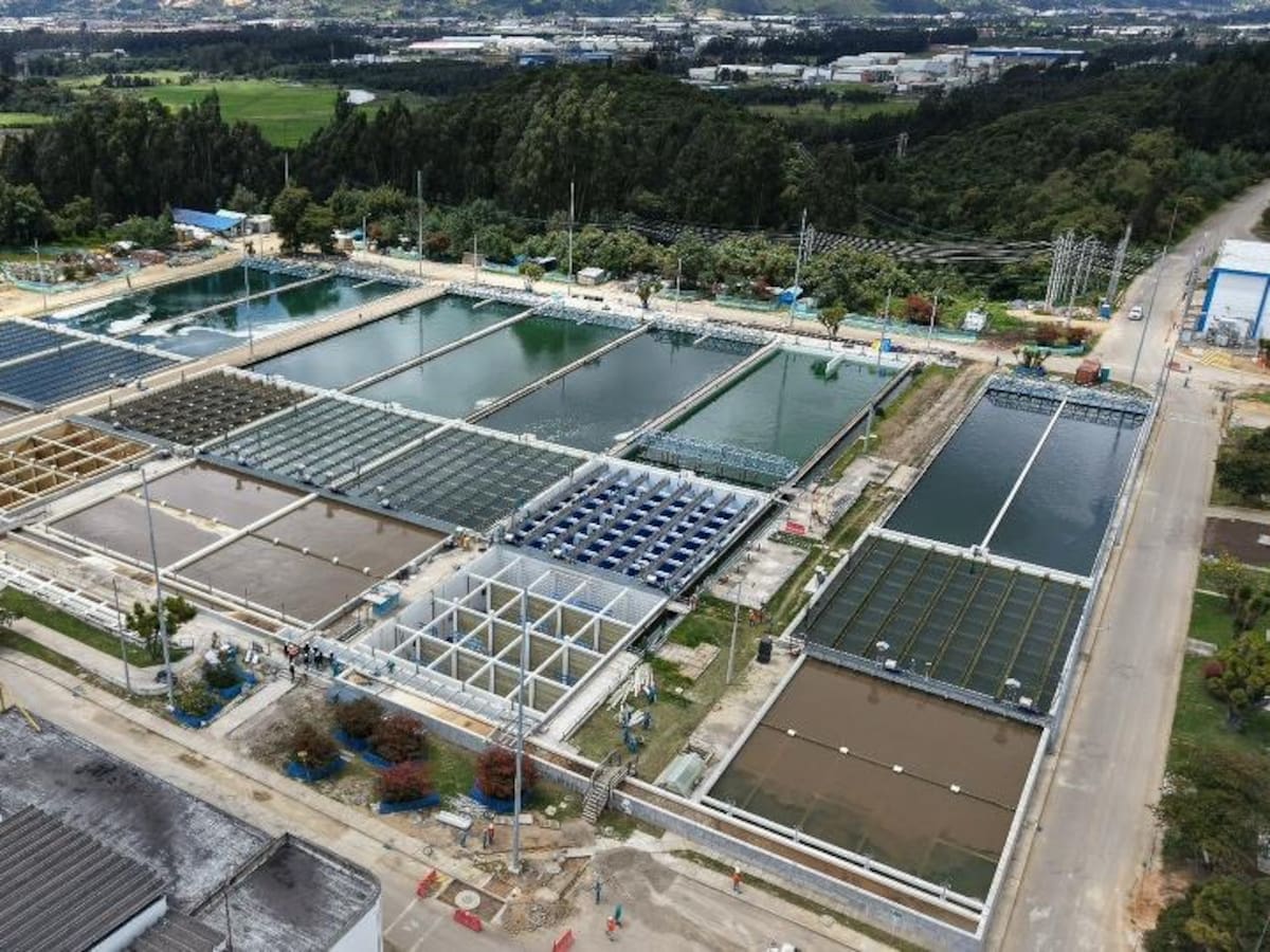 Con cinco nuevas compuertas, Tibitoc mejora el bombeo de agua a Bogotá