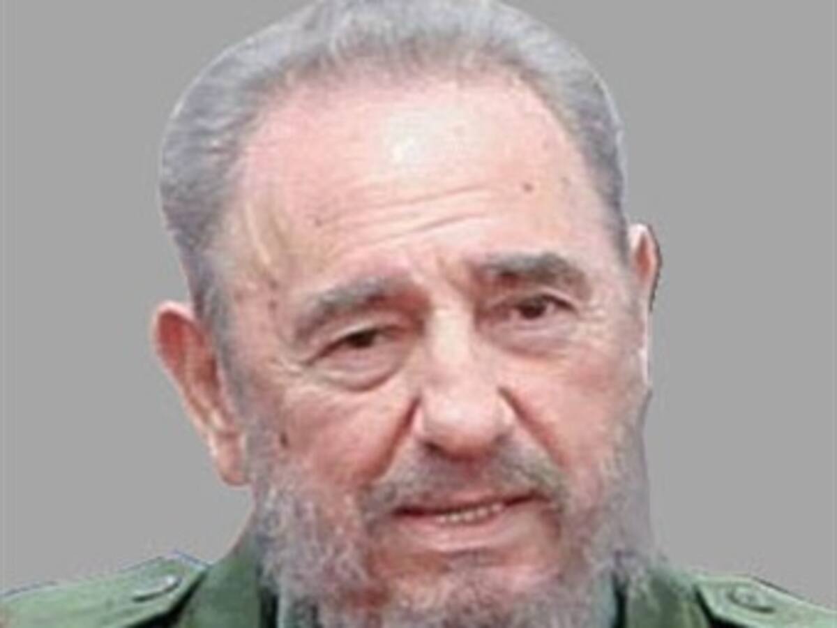 Fidel Castro alerta sobre la capacidad de autodestrucción del planeta