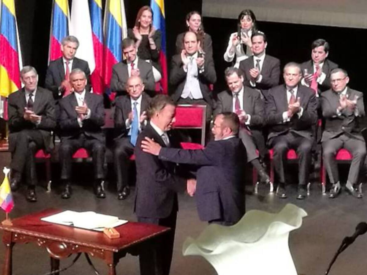 Farc pide un gobierno de transición para garantizar los acuerdos