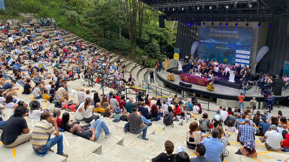 Poetas de todo el mundo se dan cita en el 33° Festival Internacional de Poesía de Medellín