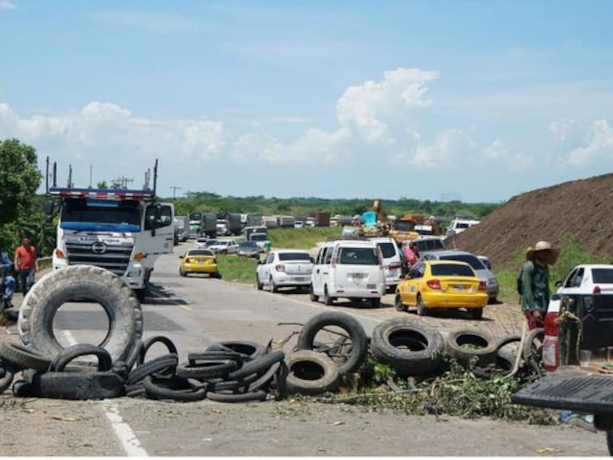 Boyacá amanece con bloqueos en vías estratégicas por protesta de diferentes gremios